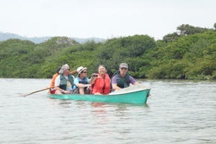 Ecuador Reisen Canoa und Isla Corazon